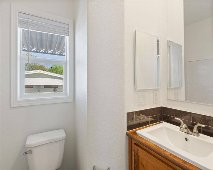 Grand Missouri - Unit 224 - Bathroom