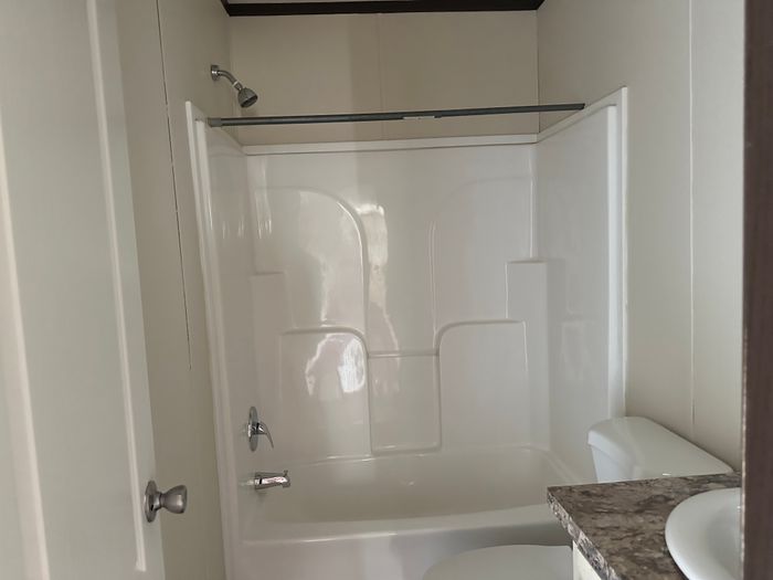 Summerchase - Unit D608 - Bathroom