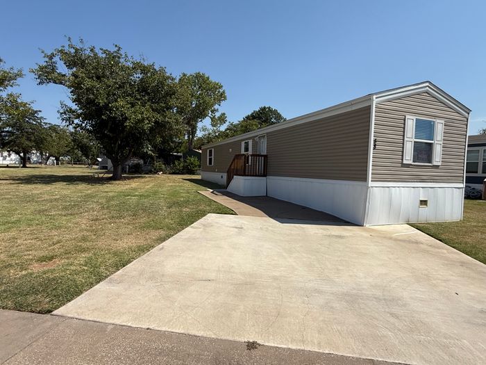 Dry Creek - Unit 58 - Exterior, Street View