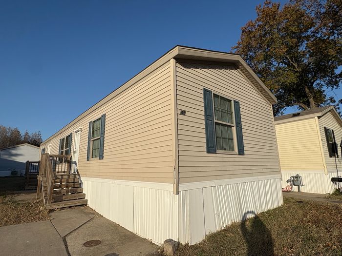 The Orchards/Paradise - Unit 41 - Exterior, Street View