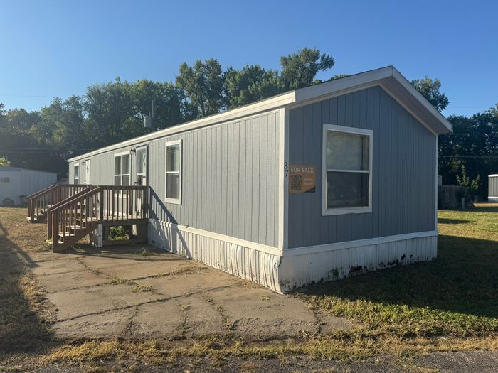 Meadow Acres - Unit 37 - Exterior, Street View