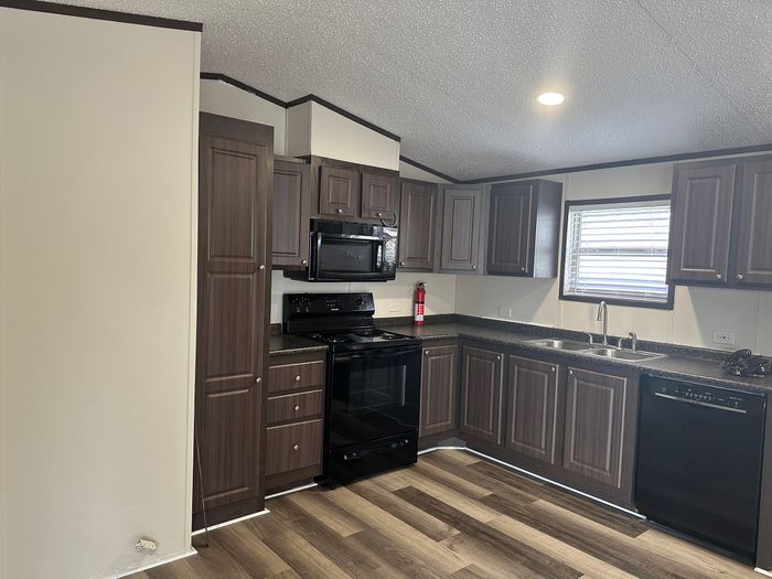 Cayman Bay - Unit H816 - Kitchen