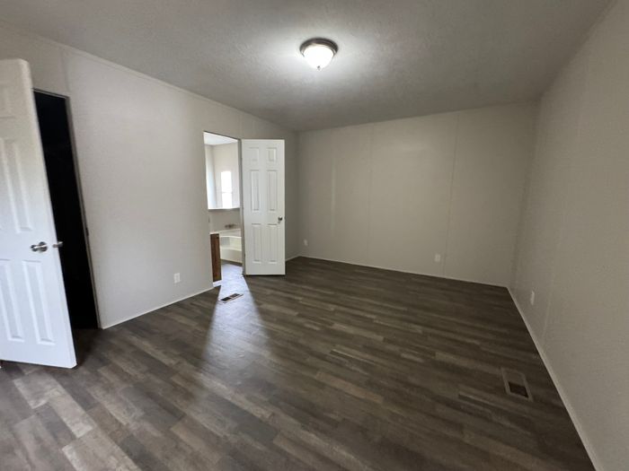 Countryside Estates KS - Unit E10 - Interior