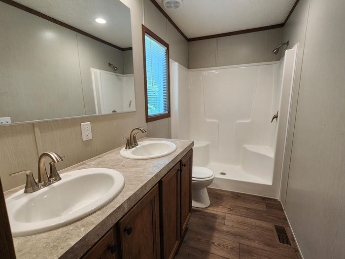 Plum Creek - Unit 33SP - Bathroom