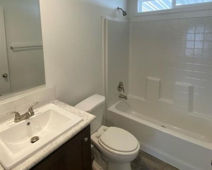 Grand Missouri - Unit 53 - Bathroom