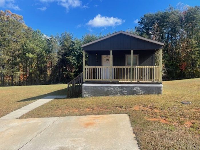 Creekside - Unit 112 - Exterior, Street View