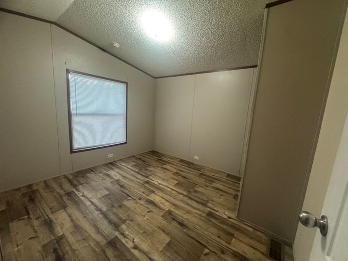The Orchards/Paradise - Unit 26 - Bedroom