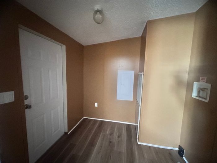 Taylors Creek - Unit 89 - Entryway