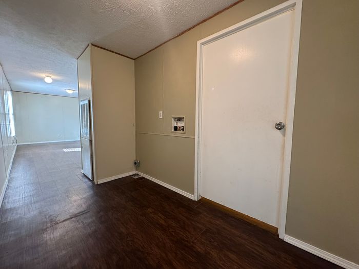Colonial Gardens KS - Unit 41 - Interior