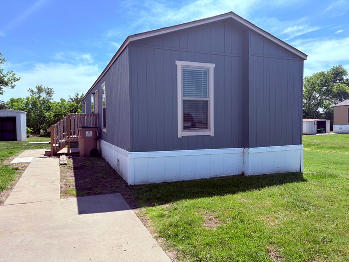 Pine Ridge Est. - Unit 675 - Exterior, Street View