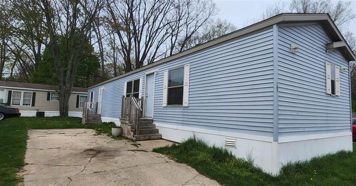 Ravines - Unit 107 - Exterior, Street View