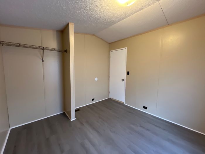 Countryside MHP OK - Unit 14 - Bedroom