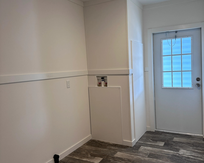 Ridgecrest RV Resort - Unit 6625S - Entryway