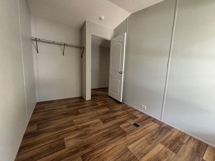 Bluegrass Meadows - Unit A25 - Bedroom