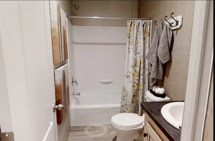 Lakeside NC (GCI) - Unit 3504 - Bathroom