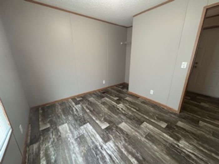 Pasadena MHC - Unit CAS2331 - Bedroom