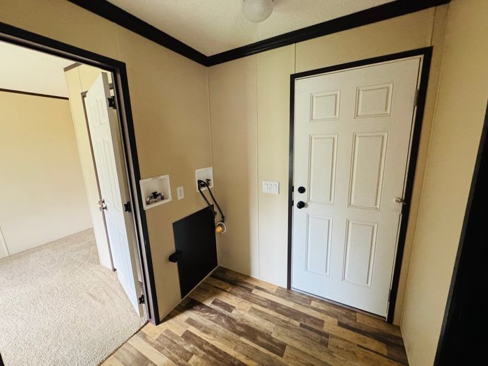 Alliance Vista MH and RV Park - Unit F7 - Entryway