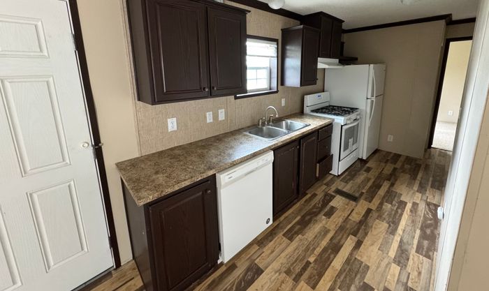 Alliance Vista MH and RV Park - Unit F7 - Kitchen