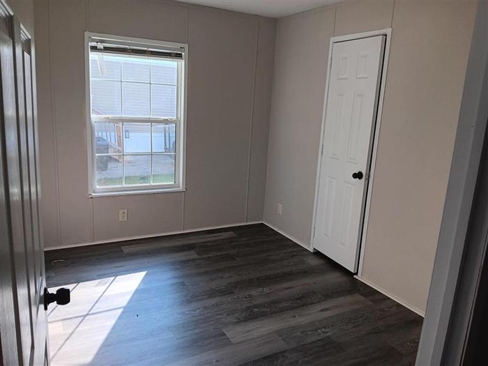 Pine Crest - Unit 49 - Bedroom