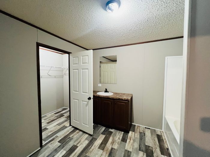 Alliance Meadows - Unit B3 - Bathroom