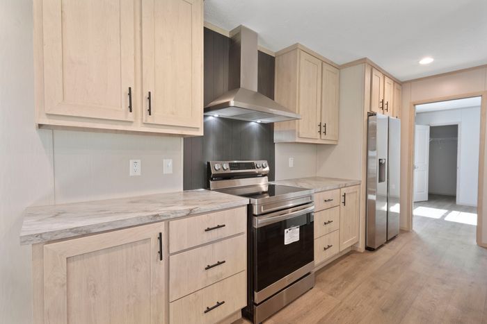 Lakeside NC (GCI) - Unit 1941 - Kitchen