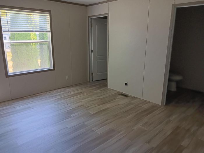 Wooded Acres Estates - Unit 1365P - Interior