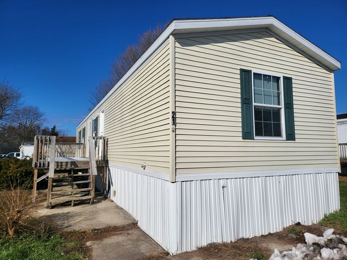 Sabina Manor - Unit 21 - Exterior