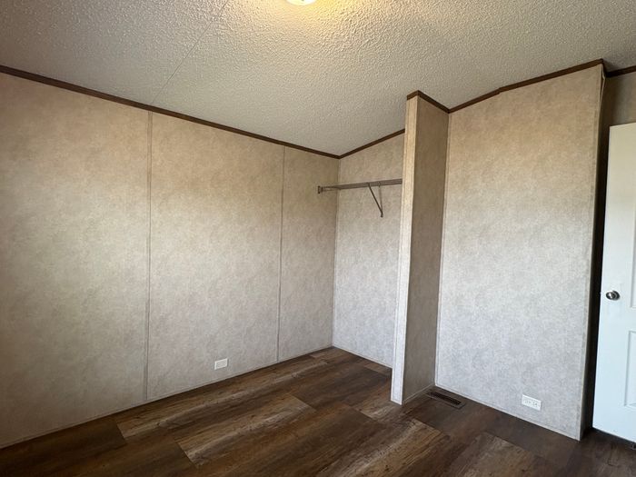 Pine Ridge Est. - Unit 719 - Bedroom