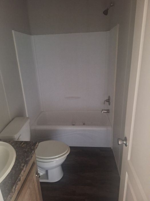 Tara MHP - Unit PEE23 - Bathroom