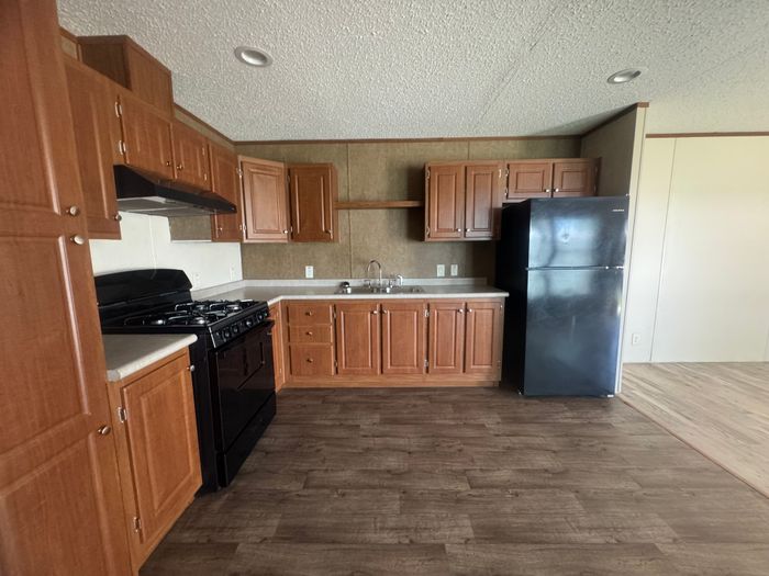 The Orchards/Paradise - Unit 65 - Kitchen