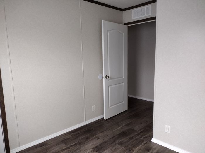 Birchwood MHP - Unit 142 - Interior