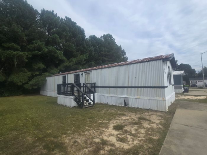 Lafayette Park MHP - Unit 68 - Exterior, Street View