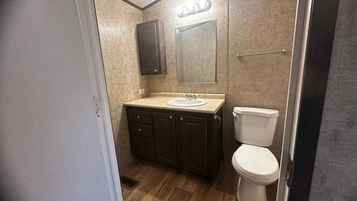 Bluegrass Meadows - Unit B23 - Bathroom
