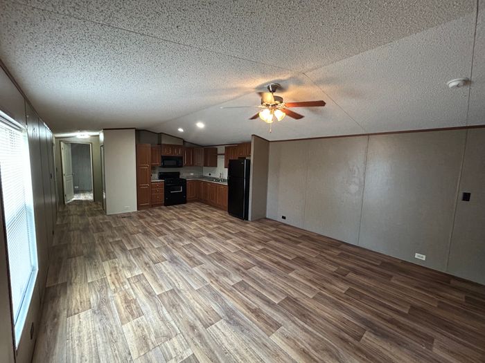 Crestview MHC OK - Unit E49 - Interior