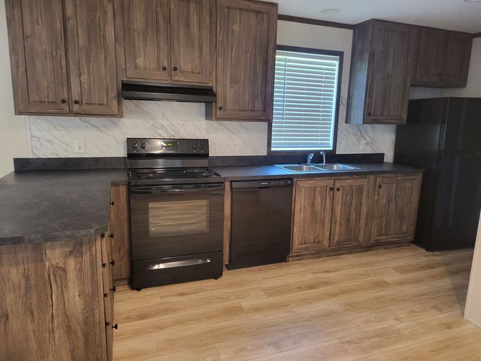 Riverside Village - Unit 2811G - Kitchen