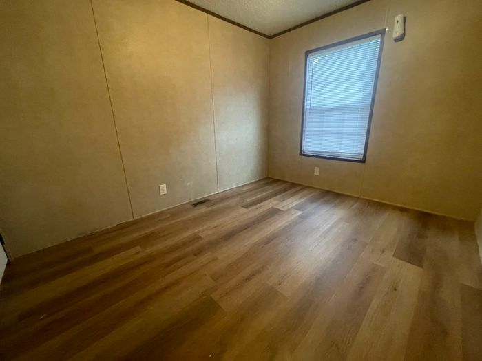 Ashland Heights - Unit 114 - Bedroom