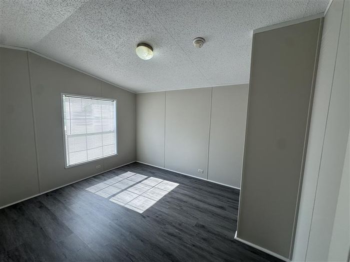 Fort Wayne MHC - Unit 639 - Interior