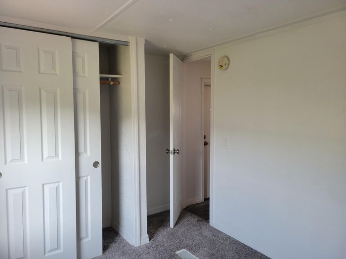 May Manor MHP - Unit May 211 - Interior