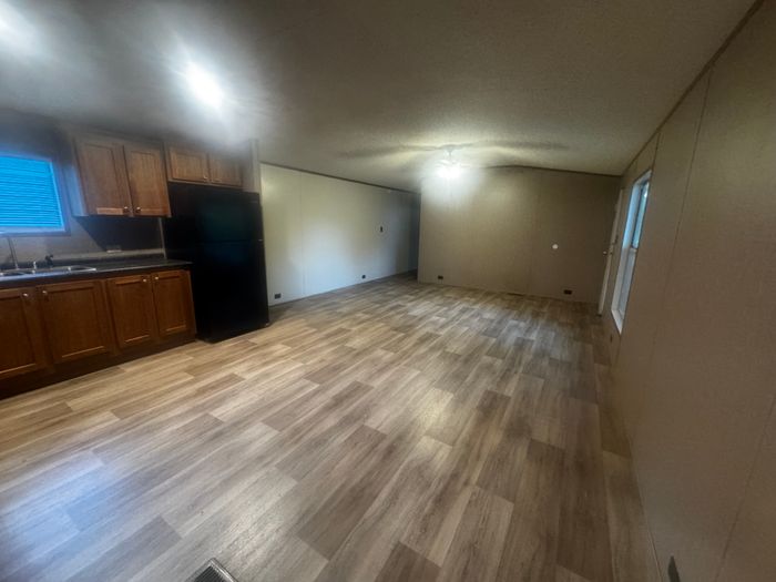 The Orchards/Paradise - Unit 11 - Interior