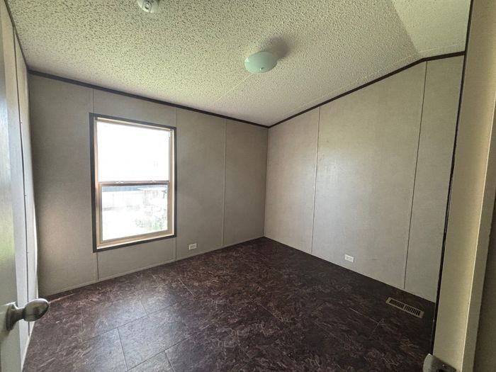 Rio MH - Unit 88 - Bedroom