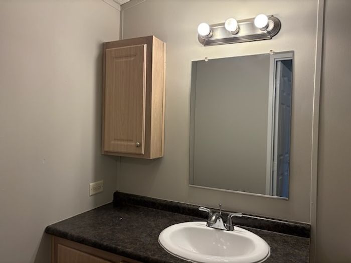 Sleepy Hollow - Unit 53 - Bathroom