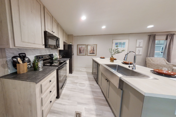 Glen at Clover - Unit 10 - Kitchen