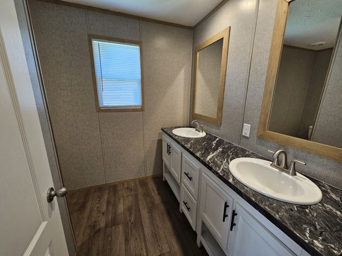 Devencrest & RV Park - Unit 7 EASY - Bathroom