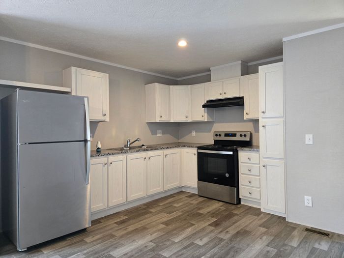 Whistler Cove - Unit 75 - Kitchen