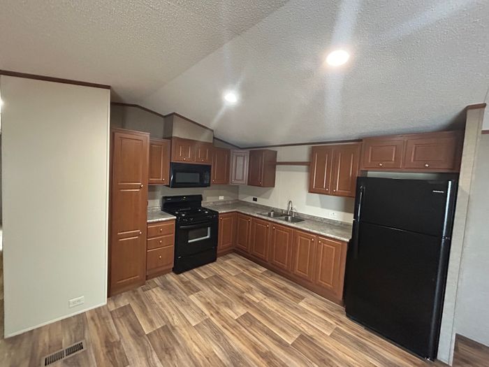 Crestview MHC OK - Unit E49 - Kitchen