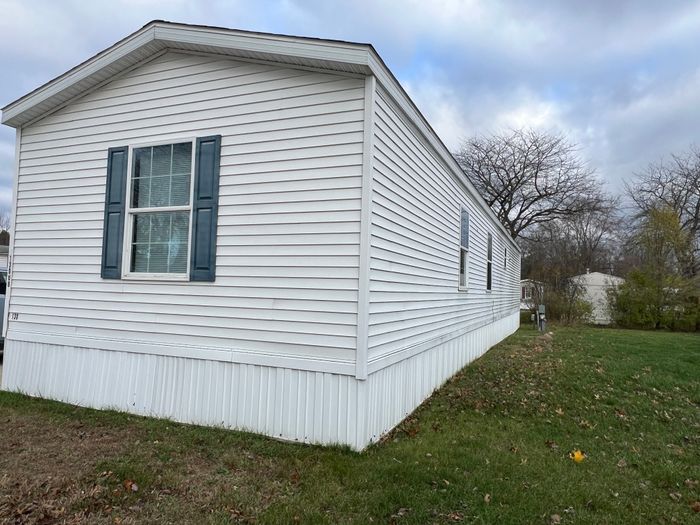 Riverside Crossing - Unit 130 - Exterior