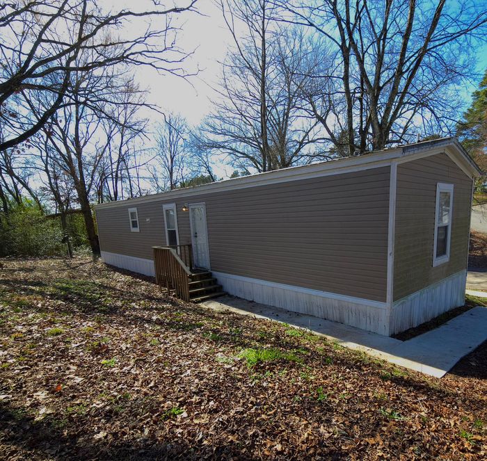 Rolling Hills MHP - Unit 57 - Exterior