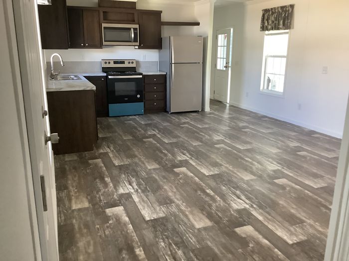 Lakewood Village MHC and RV Resort - Unit 277 - Kitchen