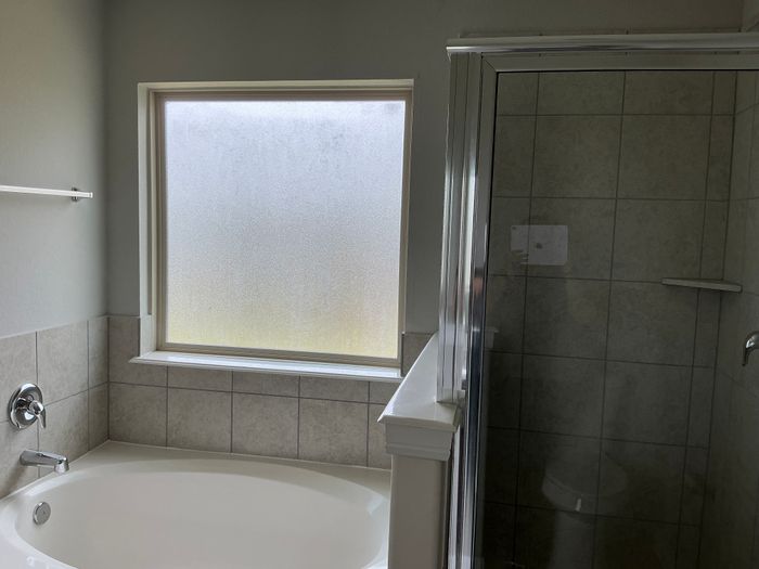 Clarke Springs - Unit 4527N - Bathroom