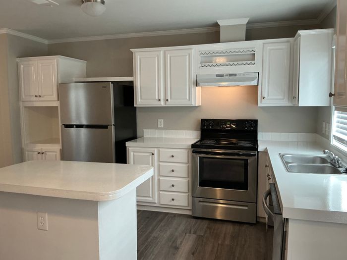Clarke Springs - Unit 15846R - Kitchen